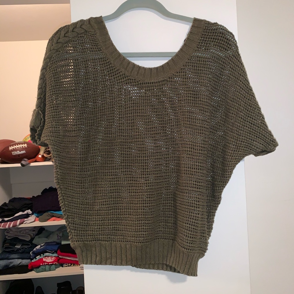 Army green American eagle shirt